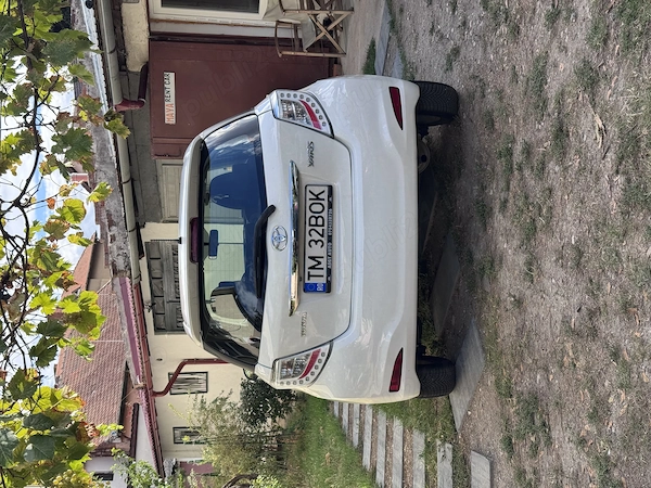 TOYOTA Yaris 2013 — imagine 10