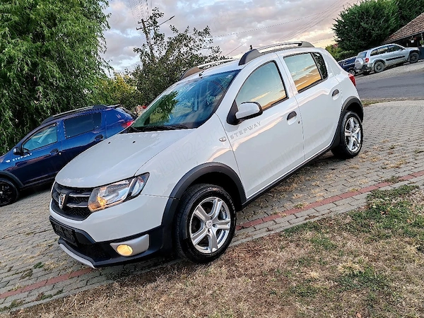 DACIA Sandero Stepway 2015 — imagine 2