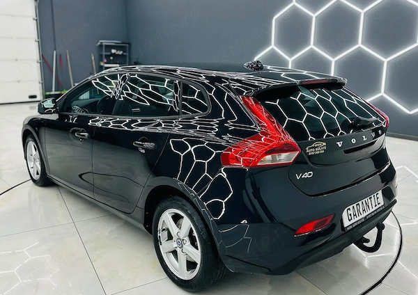 VOLVO V40 2015 — imagine 4