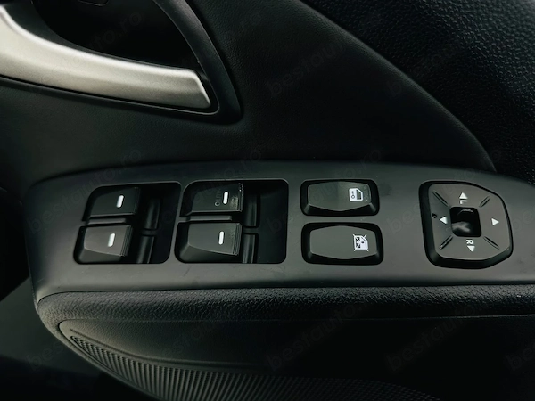 HYUNDAI ix35 2012 — imagine 11