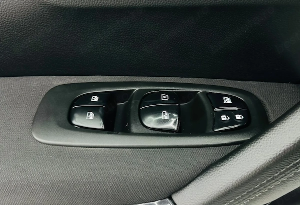 RENAULT Kadjar 2017 — imagine 13