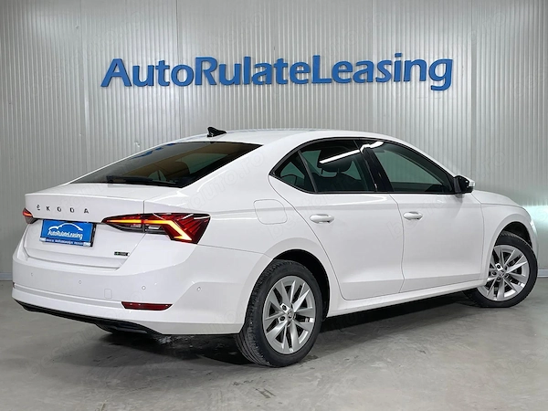 SKODA Octavia 2022 — imagine 3