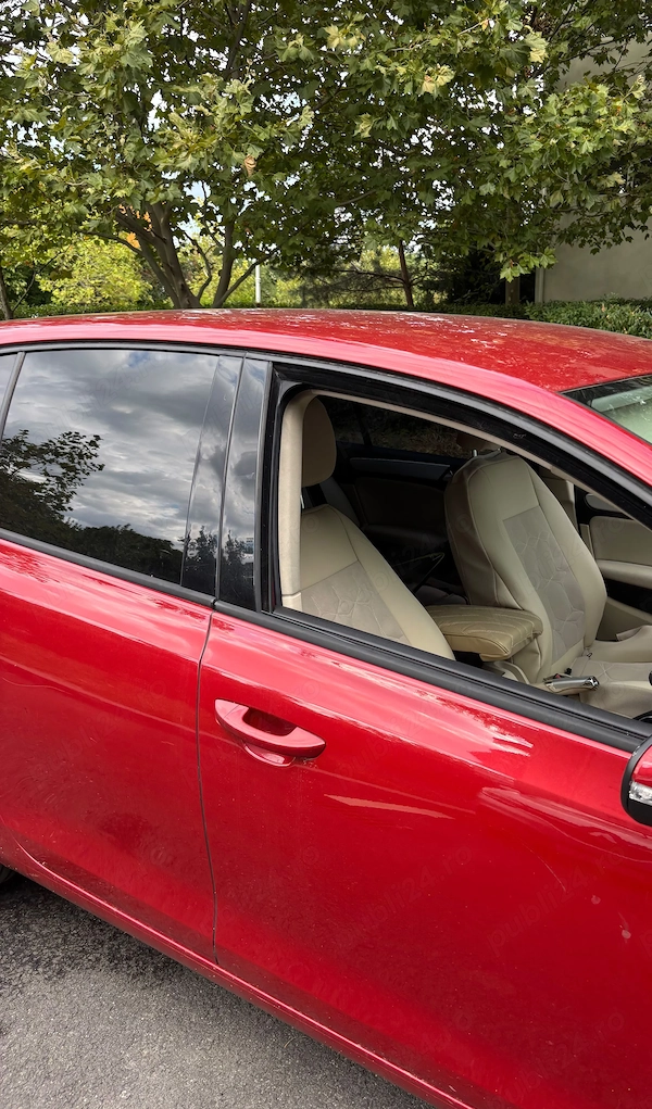 VOLKSWAGEN Golf 2010 — imagine 5