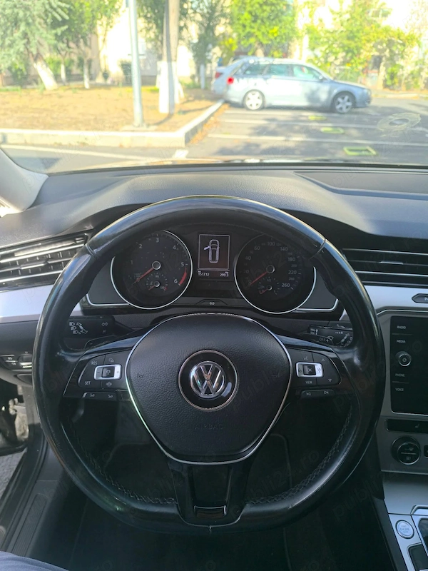 VOLKSWAGEN Passat 2019 — imagine 4