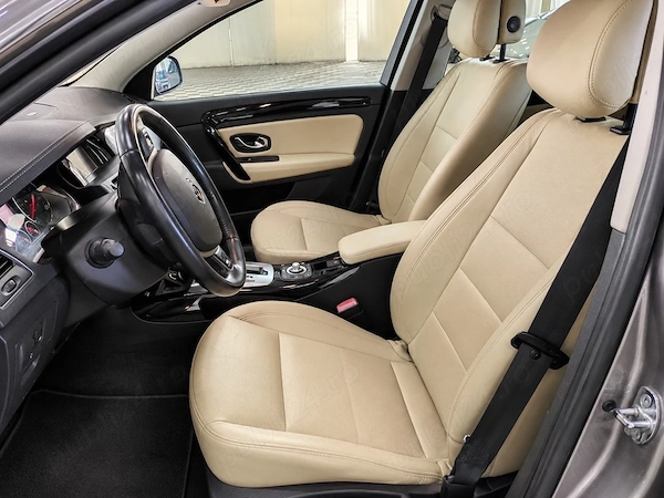 RENAULT Laguna 2015 — imagine 12