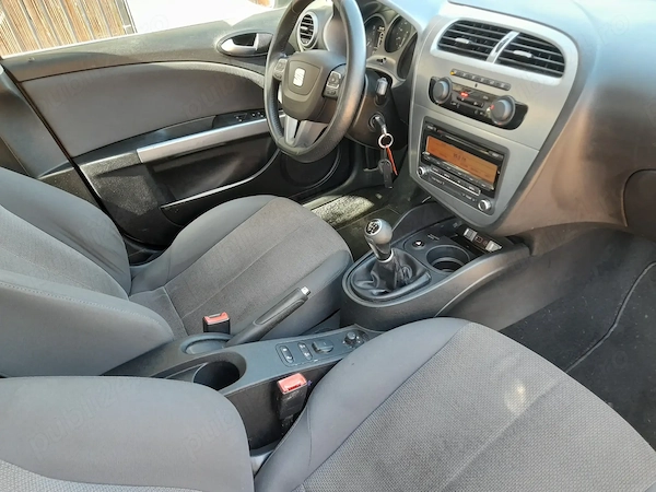 SEAT Leon 2011 — imagine 9