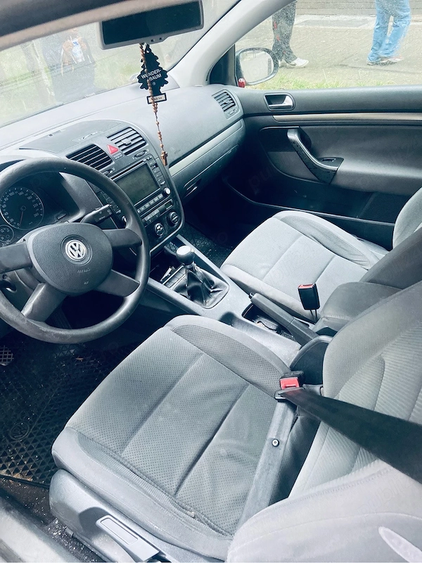 VOLKSWAGEN Golf 2005 — imagine 5