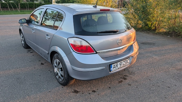 OPEL Astra 2004 — imagine 4