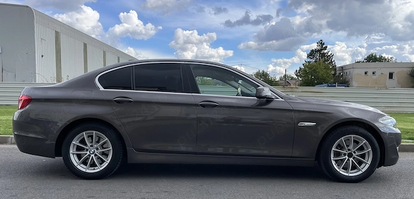 BMW 5 Series 2011 — imagine 4