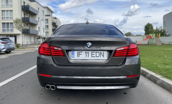 BMW 5 Series 2011 — imagine 6