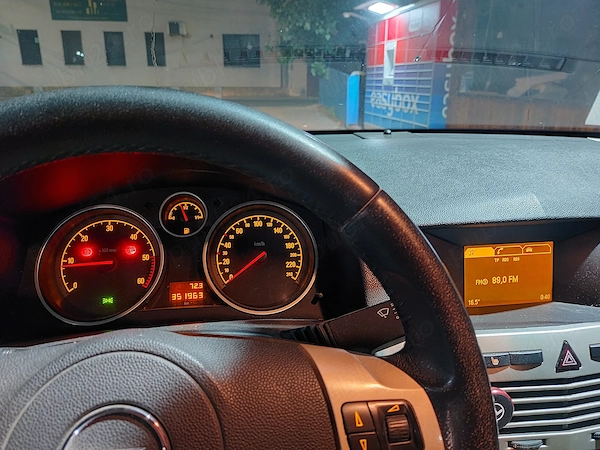 OPEL Astra 2008 — imagine 2