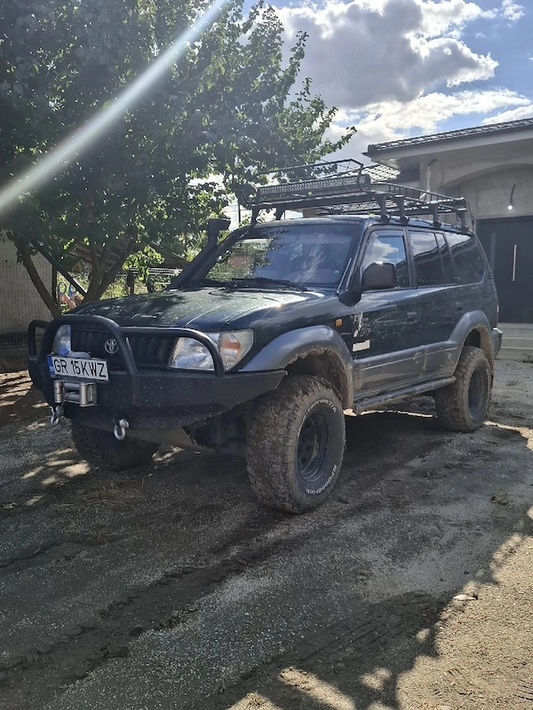 TOYOTA Land Cruiser