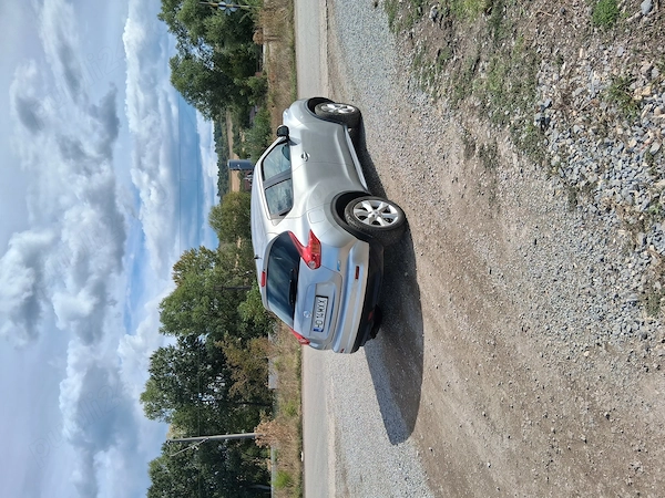 NISSAN Juke 2011 — imagine 4