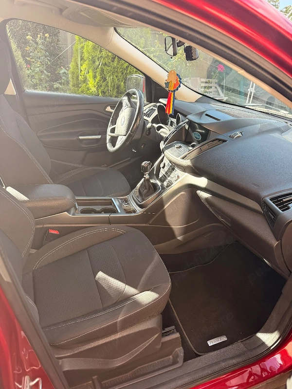 FORD Kuga 2018 — imagine 2