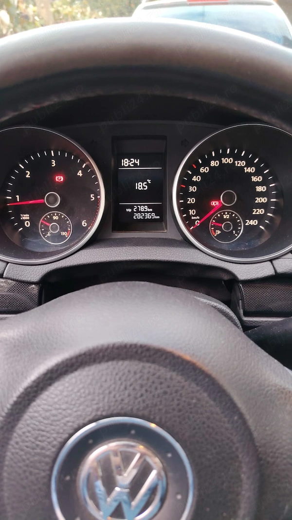 VOLKSWAGEN Golf 2011 — imagine 4