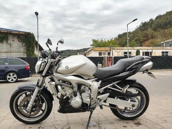 Yamaha FZ6 600 2004