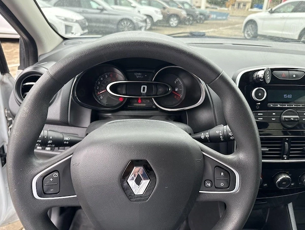 RENAULT Clio 2018 — imagine 10