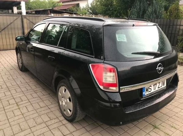 OPEL Astra 2012 — imagine 3