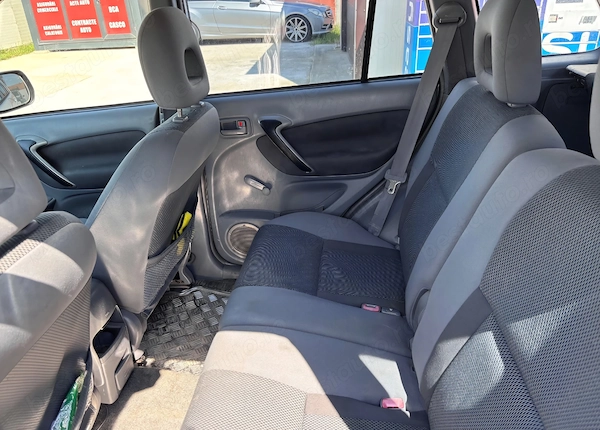 TOYOTA RAV4 2003 — imagine 7