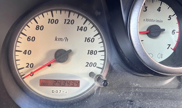 TOYOTA RAV4 2003 — imagine 6