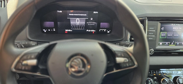 SKODA Karoq 2023 — imagine 8