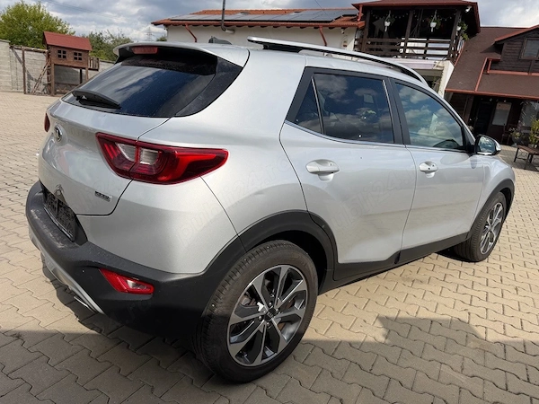 KIA Stonic 2018 — imagine 13