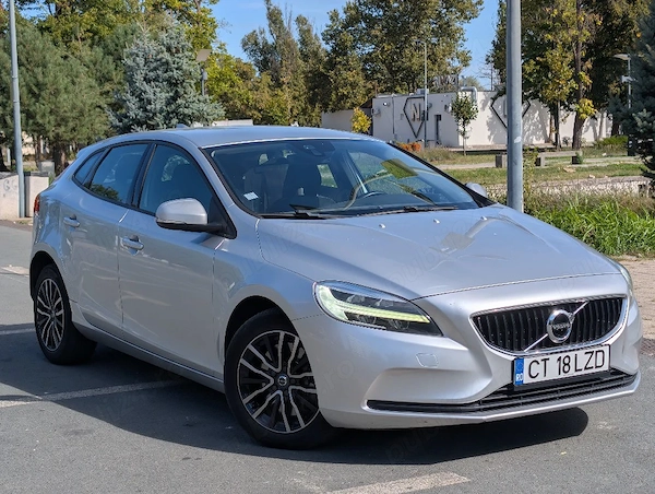 VOLVO V40 2019 — imagine 4