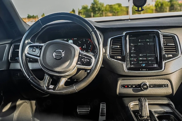 xc 90 Mild Hybrid R-Design 2020