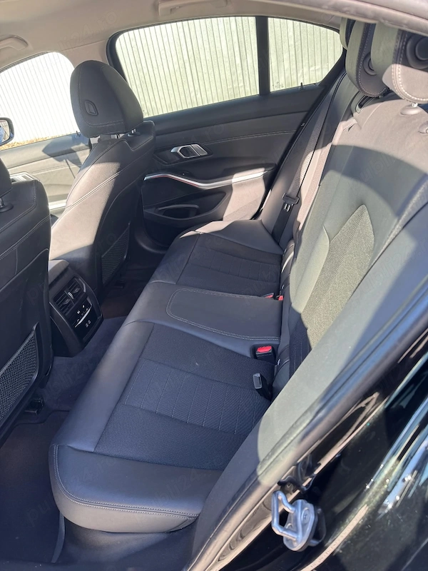 BMW 3 Series 2020 — imagine 7
