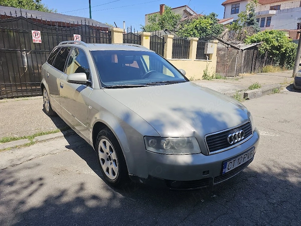 Proprietar Vând Audi A4 break