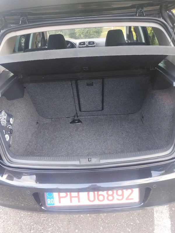 VOLKSWAGEN Golf 2012 — imagine 9