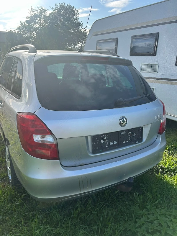 SKODA Fabia 2009 — imagine 2