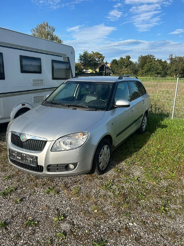 SKODA Fabia 2009 — imagine 4