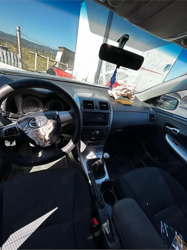 TOYOTA Corolla 2011 — imagine 4