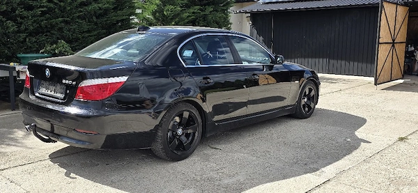 BMW 5 Series 2009 — imagine 5