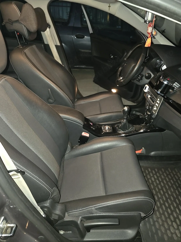 RENAULT Megane 2013 — imagine 4