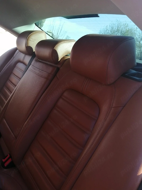 Volkswagen Passat CC 2011