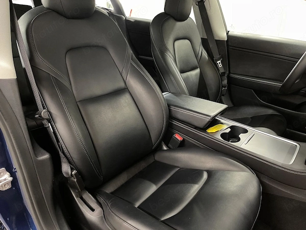 TESLA Model 3 2020 — imagine 10