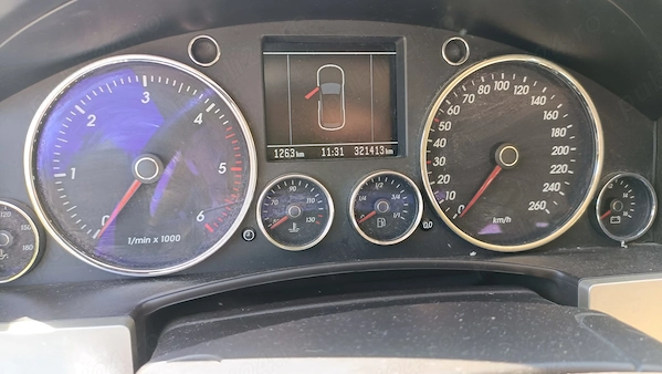 VOLKSWAGEN Touareg 2005 — imagine 4