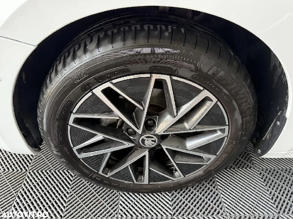 SKODA Octavia 2024 — imagine 5