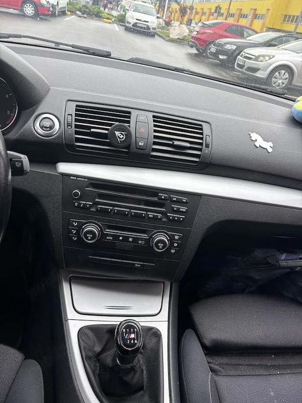 BMW 1 Series 2009 — imagine 3