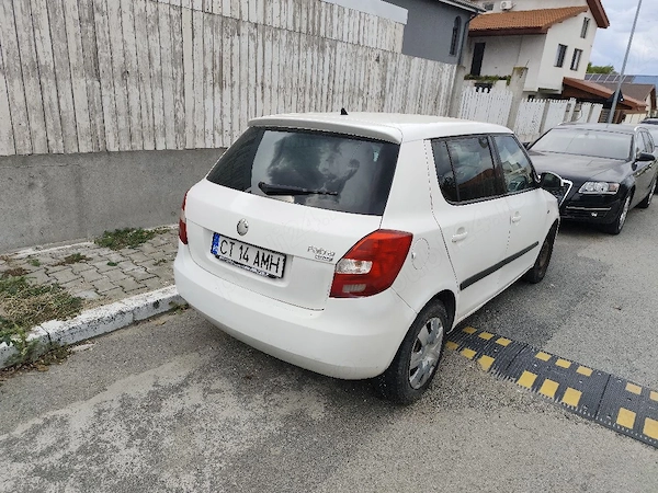 SKODA Fabia 2010 — imagine 2