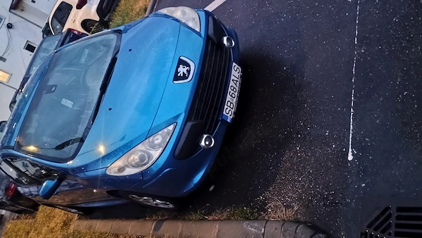 PEUGEOT 307