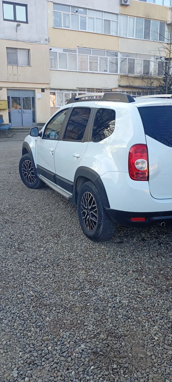 DACIA Duster 2011 — imagine 8