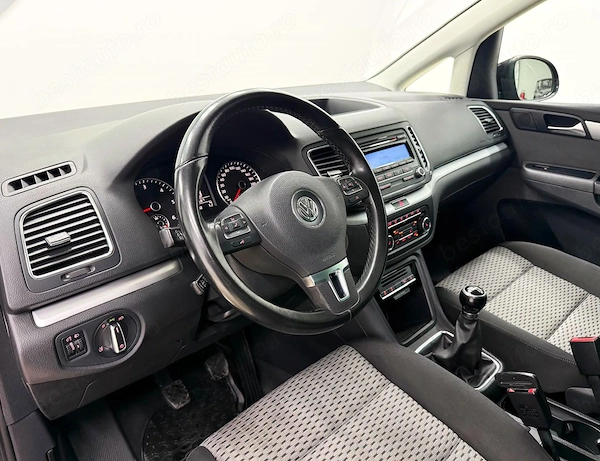 VOLKSWAGEN Sharan 2011 — imagine 10