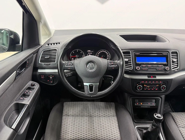 VOLKSWAGEN Sharan 2011 — imagine 11