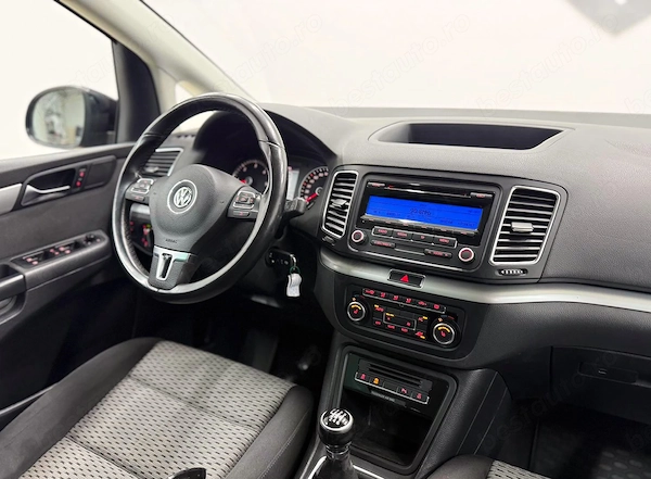 VOLKSWAGEN Sharan 2011 — imagine 15