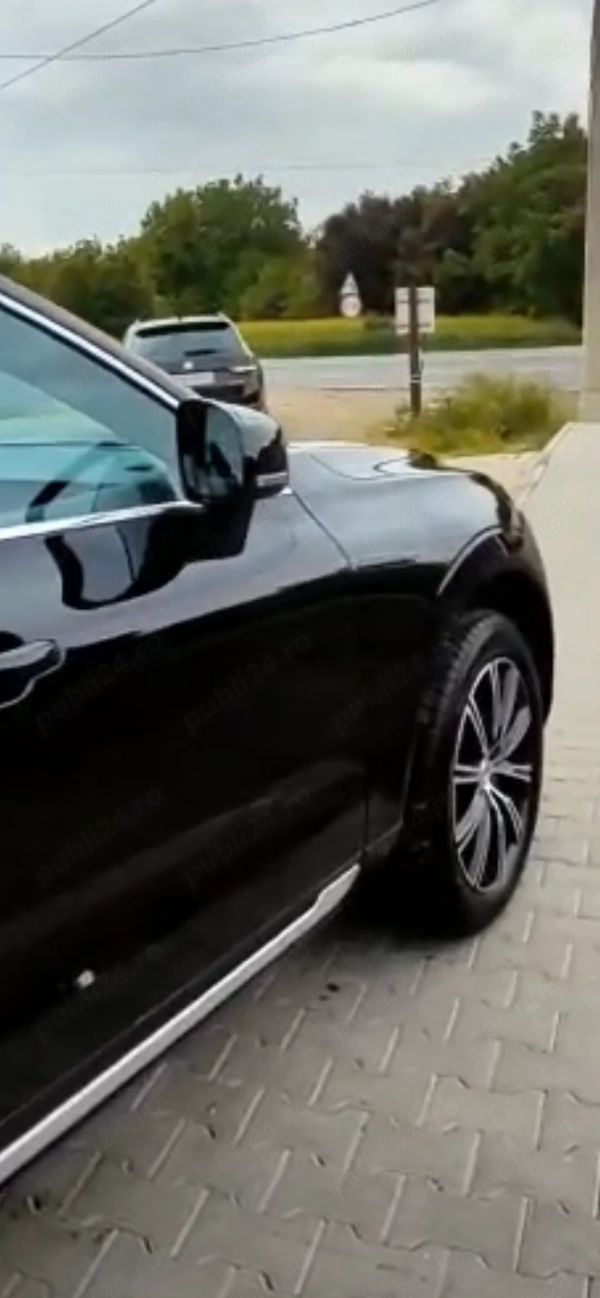 VOLVO XC60 2019 — imagine 8