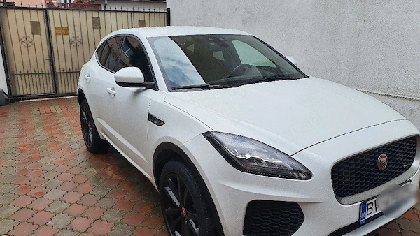 JAGUAR E-PACE 2020 — imagine 3