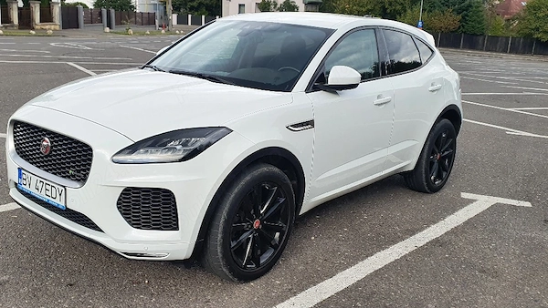 JAGUAR E-PACE 2020 — imagine 9